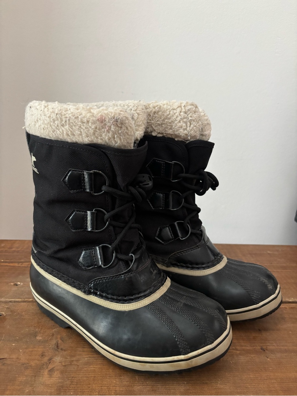 Youth Sorel Yoot Pac Nylon Winter Snow Boots Black Kids Size 4